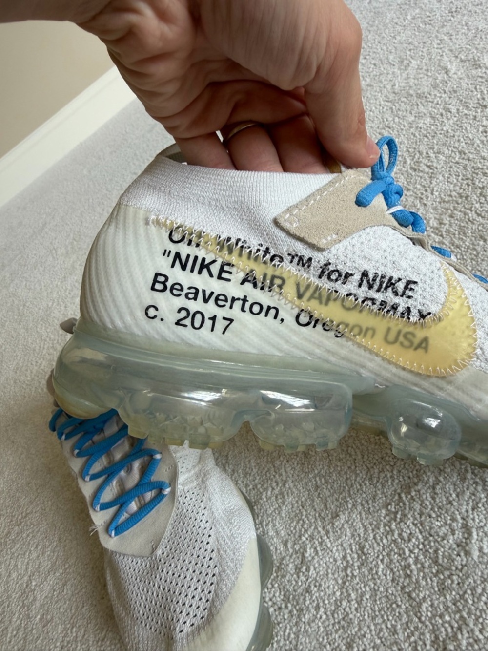 OFF WHITE Nike Air VaporMax White and Blue Sneaker